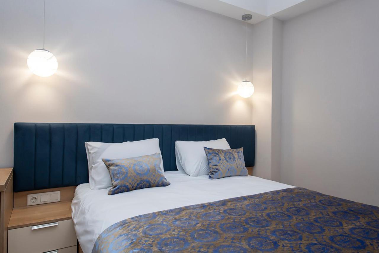 Hotel Solo Тбилиси Екстериор снимка